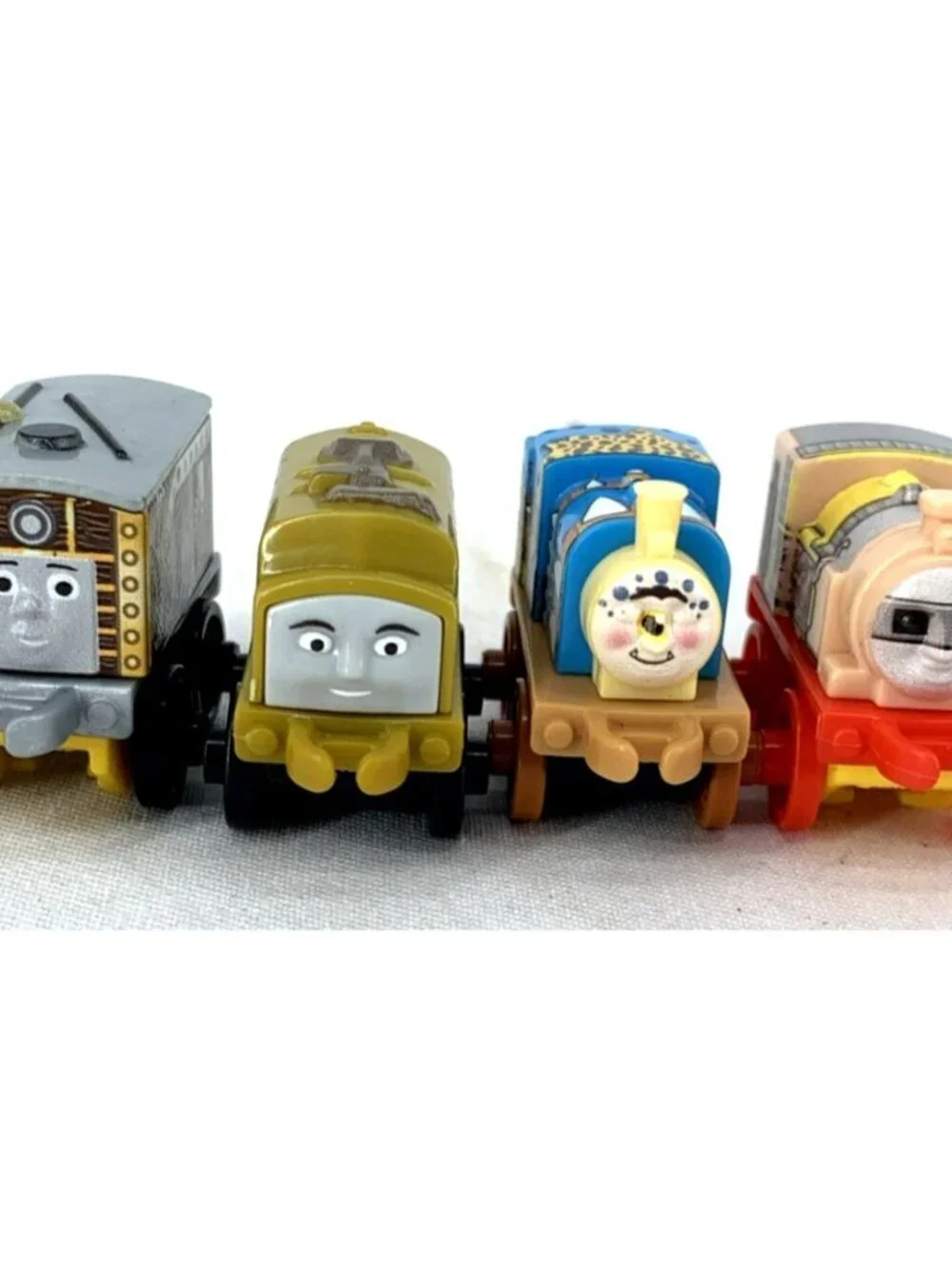 Micro Mini Trains Ninja Turtles Assorted 2012 Plastic Lot of 16